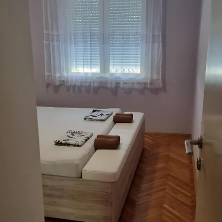 Apartment Ori